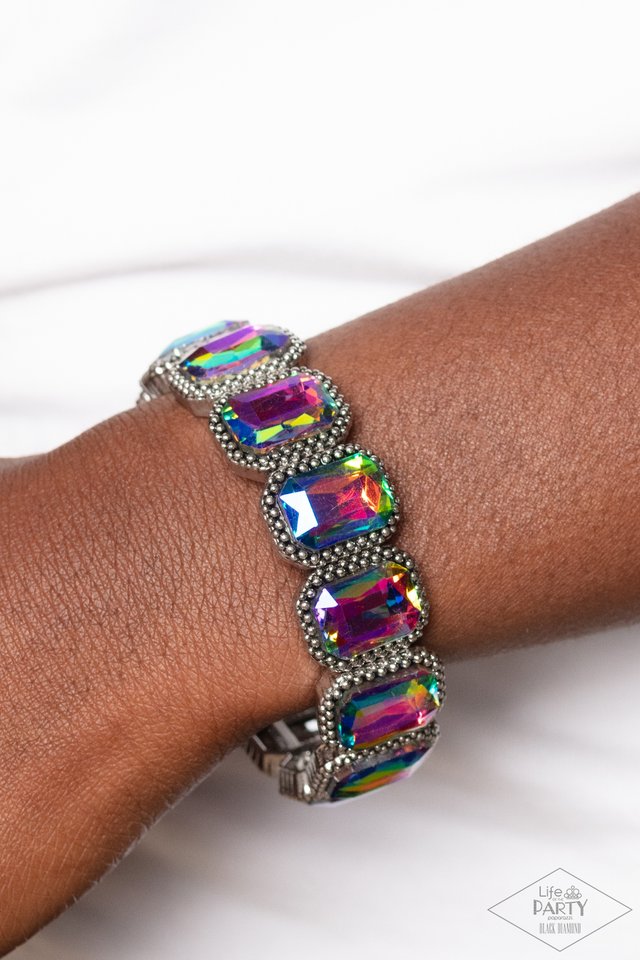 Studded Smolder - Multi - Paparazzi Bracelet Image
