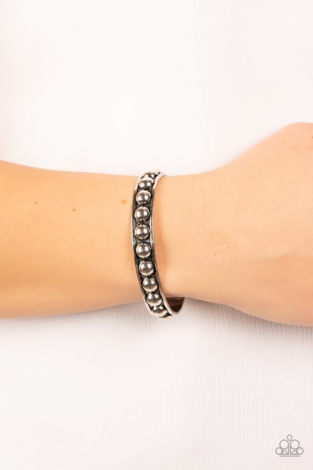 Clear as STUD - Silver - Paparazzi Bracelet Image