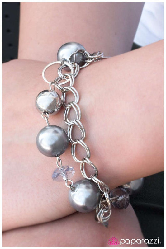 Paparazzi Bracelet ~ One Of The Classics - Silver