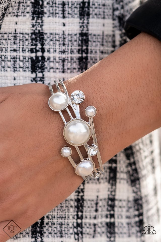 Total SAIL-Out - White - Paparazzi Bracelet Image