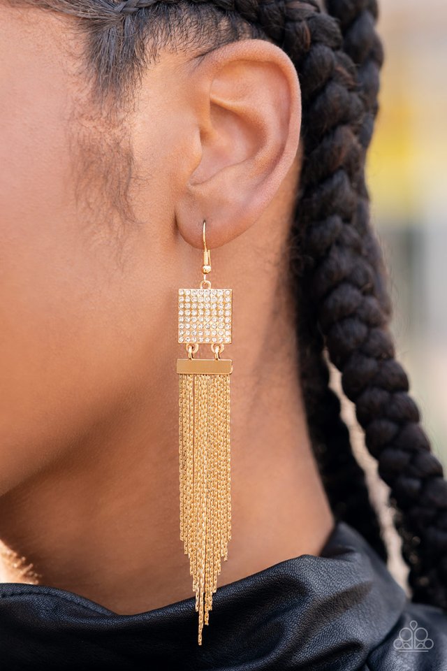 Dramatically Deco - Gold - Paparazzi Earring Image