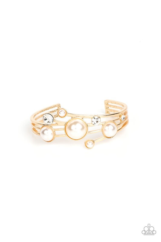 Total SAIL-Out - Gold - Paparazzi Bracelet Image