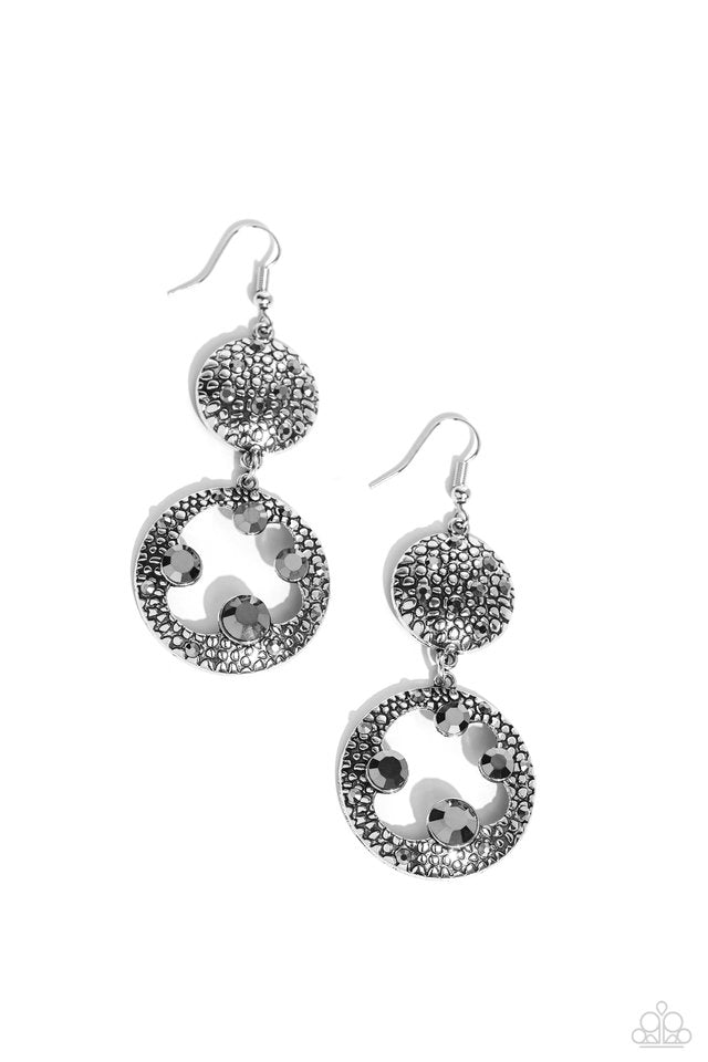 Eastern Entrada - Silver - Paparazzi Earring Image