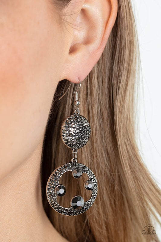 Eastern Entrada - Silver - Paparazzi Earring Image