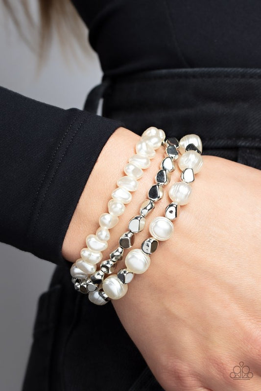 Shoreside Soiree - White - Paparazzi Bracelet Image