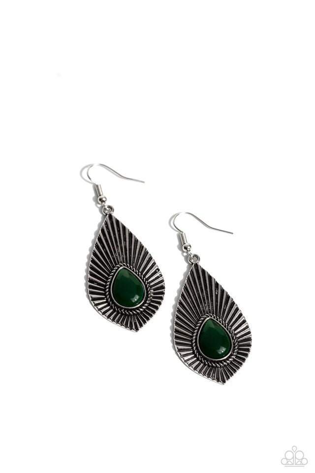 SOUL-ar Flare - Green - Paparazzi Earring Image