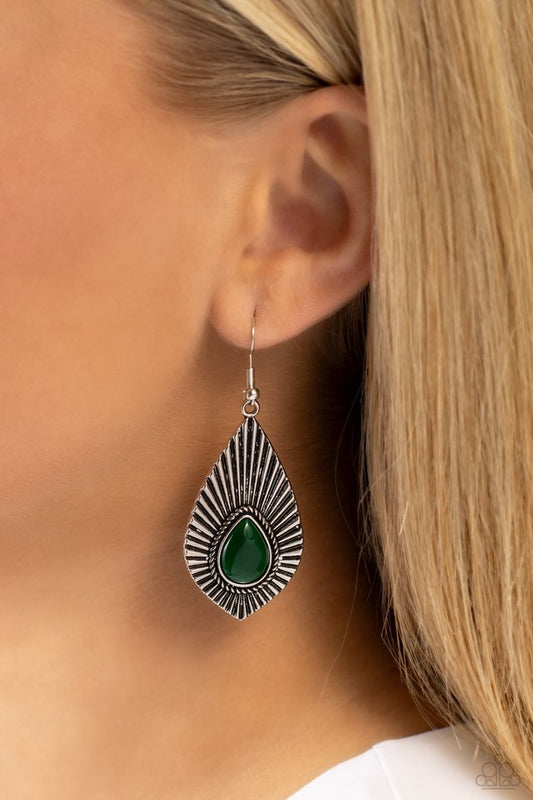 SOUL-ar Flare - Green - Paparazzi Earring Image