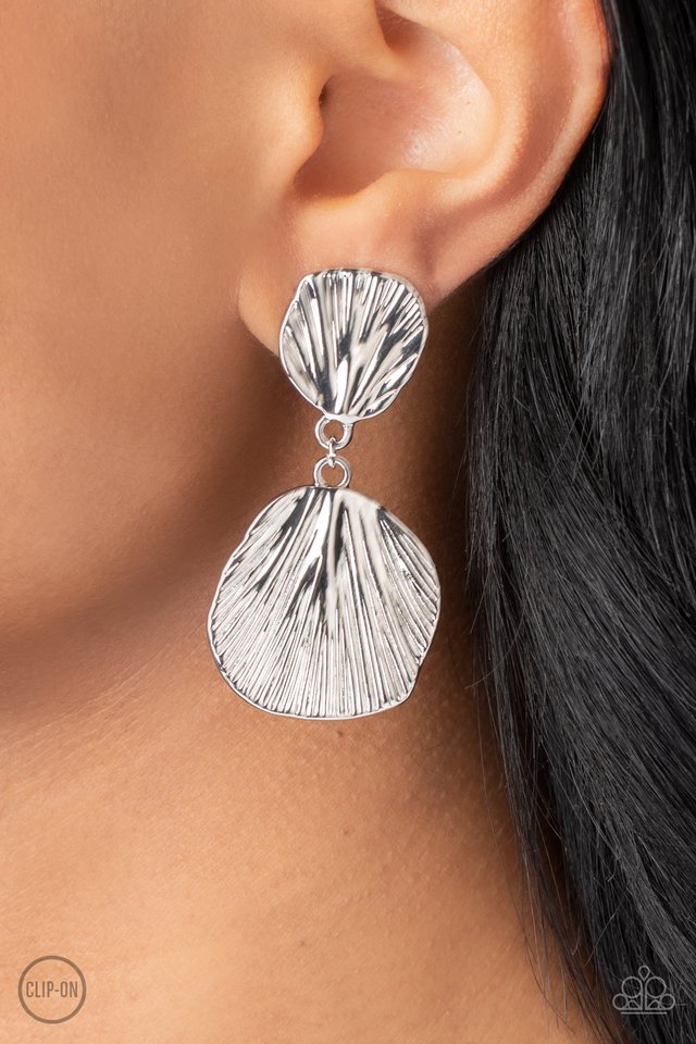 Metro Mermaid - Silver - Paparazzi Earring Image