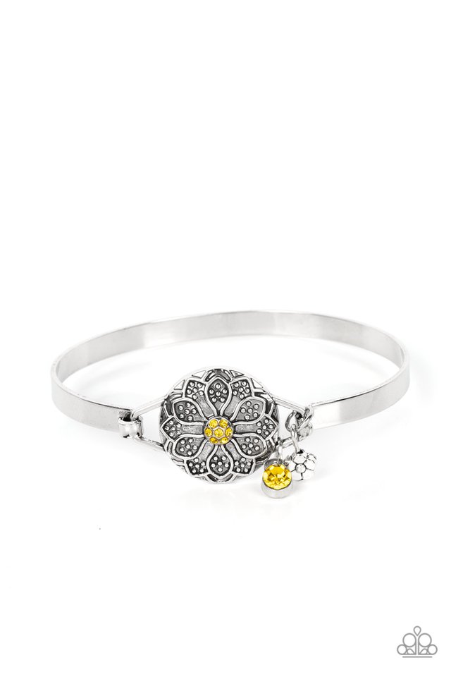 Fleur de Prairie - Yellow - Paparazzi Bracelet Image