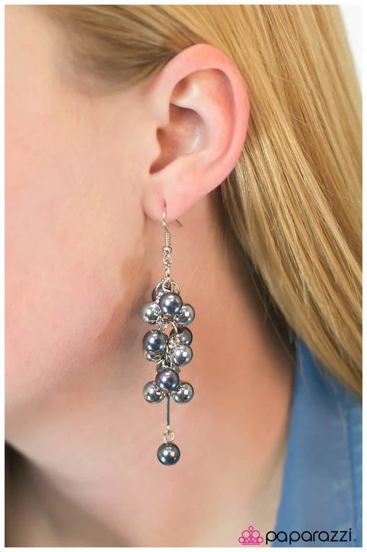 Paparazzi Earring ~ Pulling Away - Silver