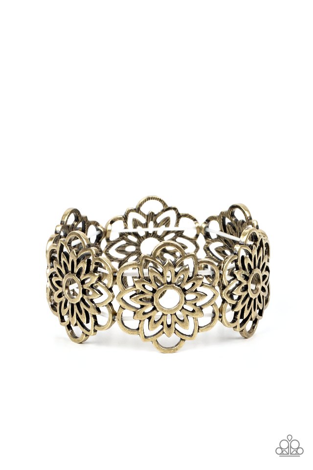 Baroque Bouquet - Brass - Paparazzi Bracelet Image