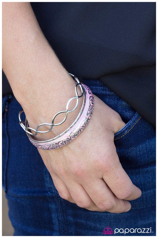 Pulsera Paparazzi ~ Hiedra venenosa - Rosa