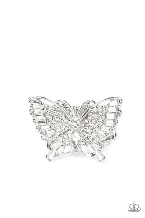 Paparazzi Ring ~ Fearless Flutter - White