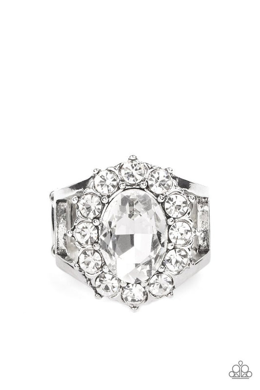 Moxie Magic - White - Paparazzi Ring Image