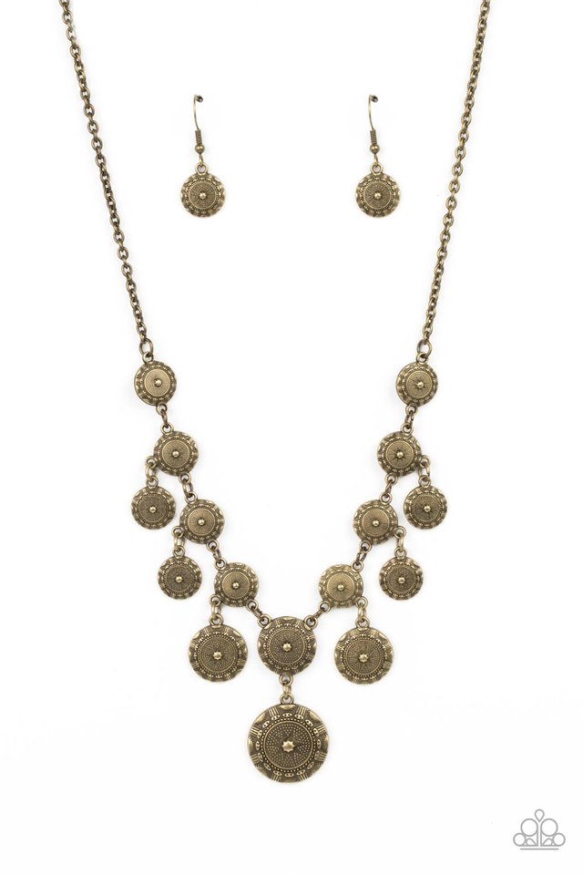 Sahara Stars - Brass - Paparazzi Necklace Image