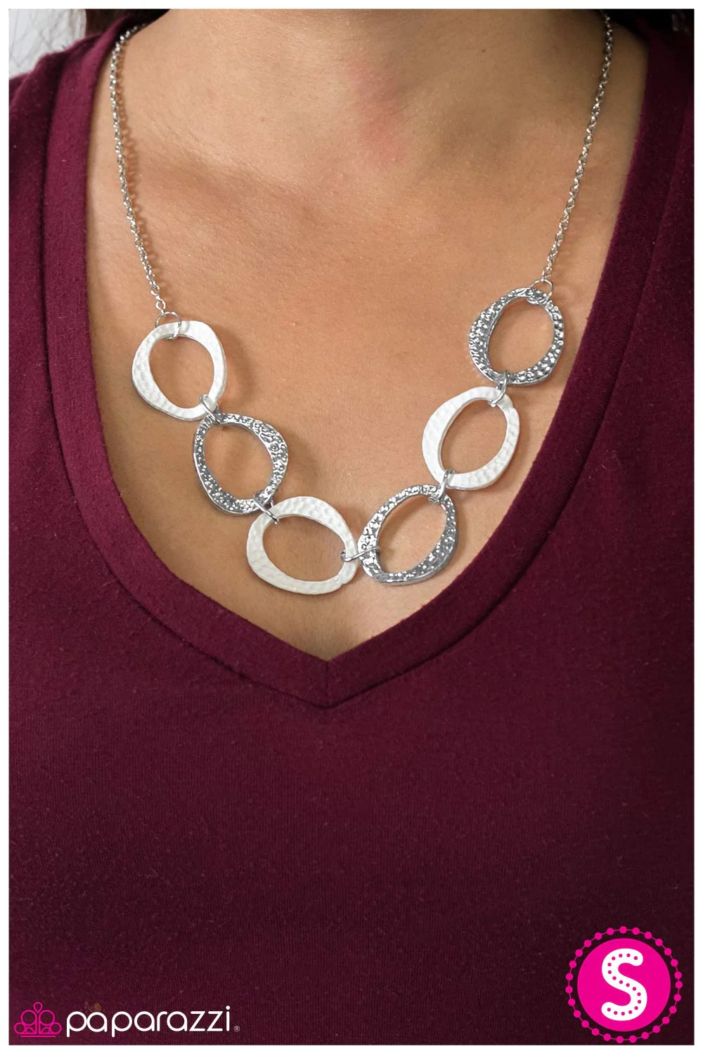 Paparazzi Necklace ~ Bound For Glory - White