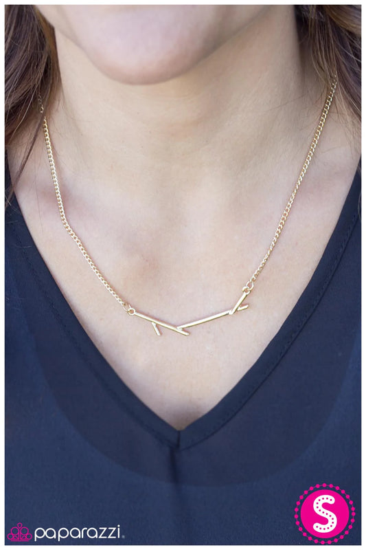 Collar Paparazzi ~ Leña - Oro