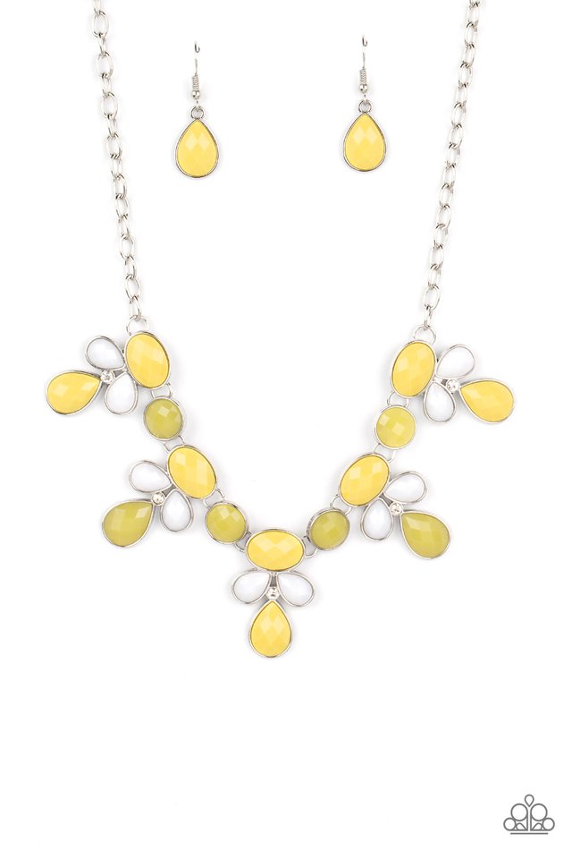 Midsummer Meadow - Yellow - Paparazzi Necklace Image