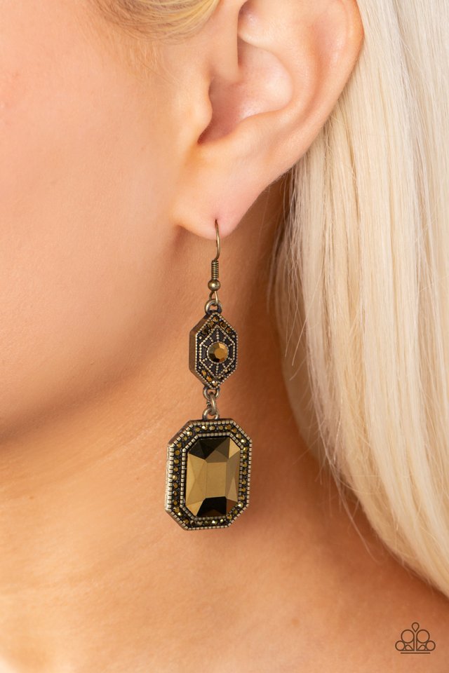 Starry-Eyed Sparkle - Brass - Paparazzi Earring Image