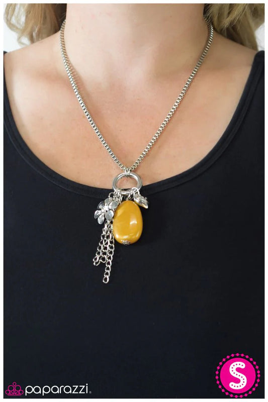 Paparazzi Necklace ~ See How High You Can Fly - Yellow