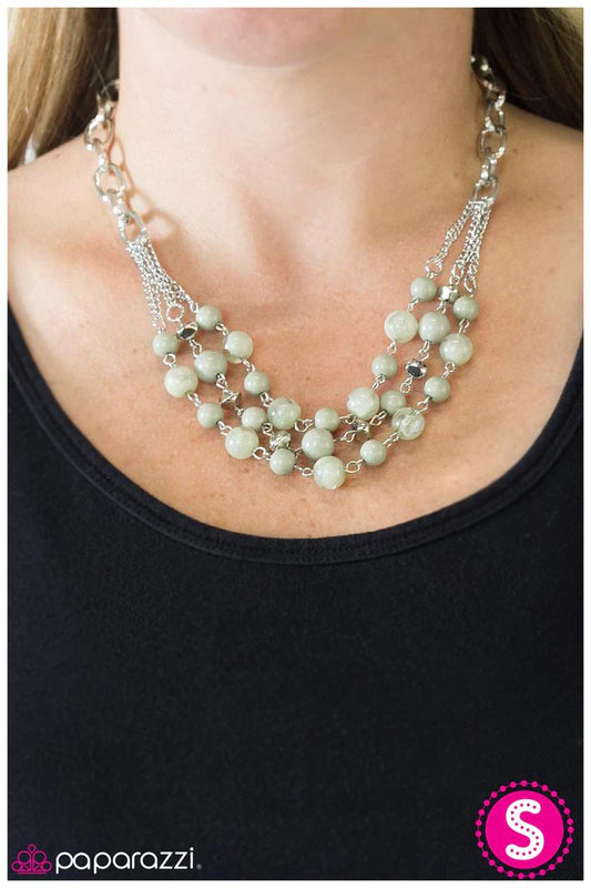 Paparazzi Necklace ~ The Best Is Yet To Come - Green