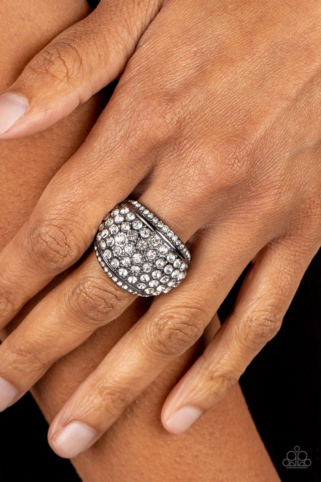 Running OFF SPARKLE - Black - Paparazzi Ring Image