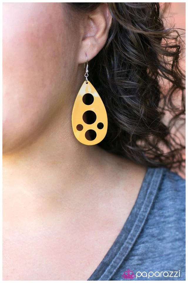 Paparazzi Earring ~ The HOLE Picture - Yellow