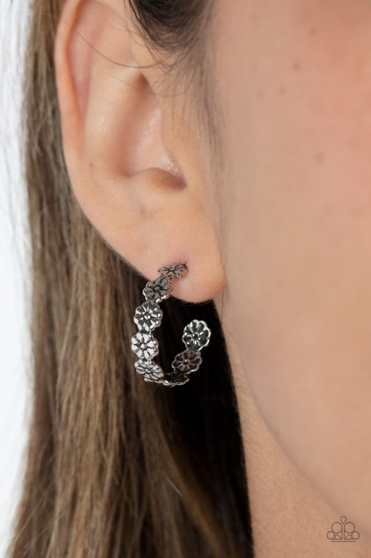Floral Fad - Silver - Paparazzi Earring Image