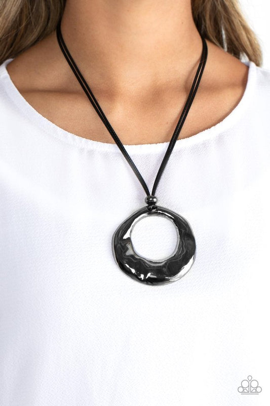 Tectonic Treasure - Black - Paparazzi Necklace Image