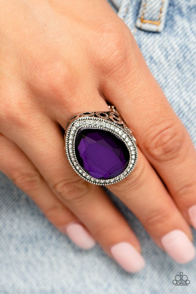 Illuminated Icon - Purple - Paparazzi Ring Image