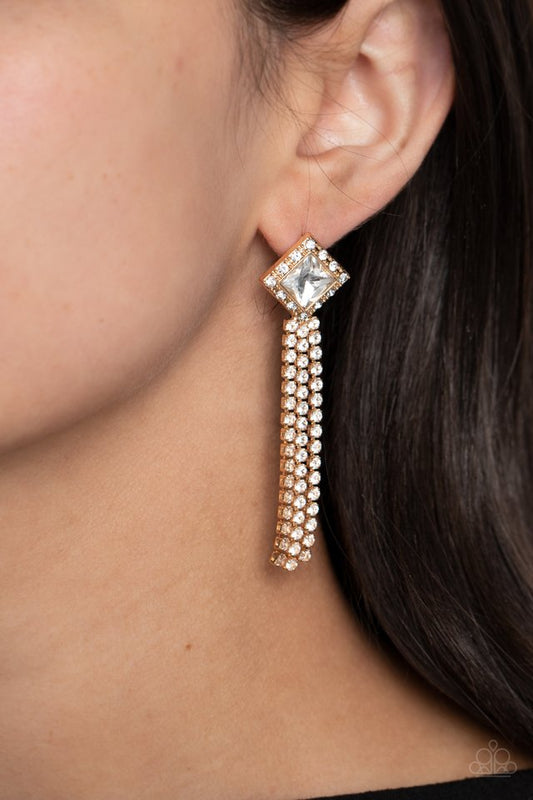 Seasonal Sparkle - Gold - Paparazzi Earring Image