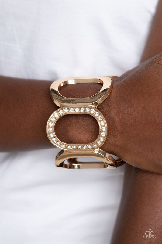 Opulent Ovals - Gold - Paparazzi Bracelet Image