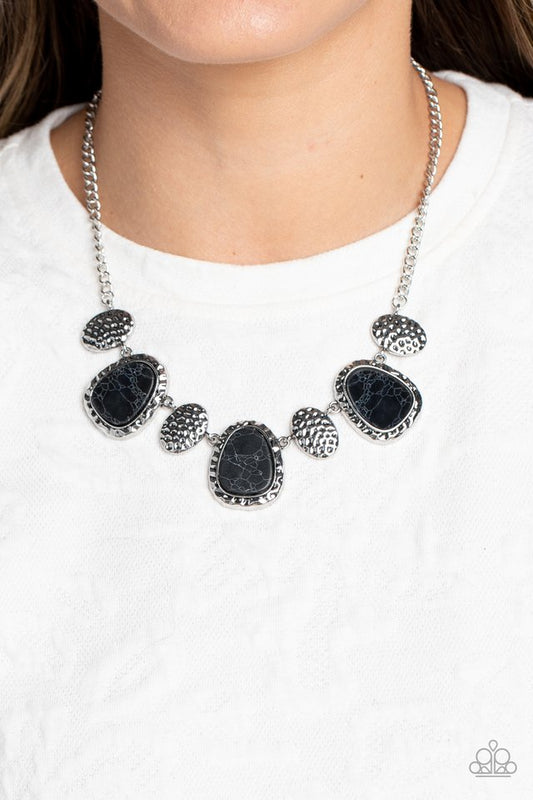 Badlands Border - Black - Paparazzi Necklace Image