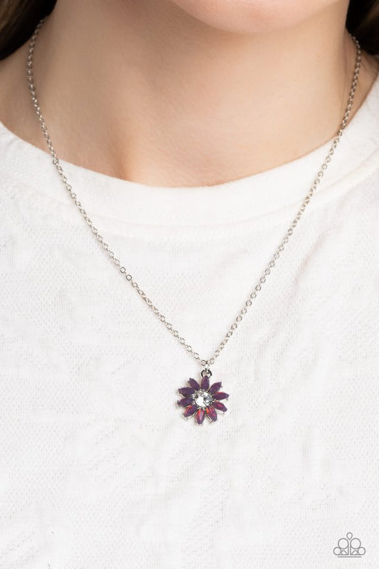 Daisy Diva - Purple - Paparazzi Necklace Image