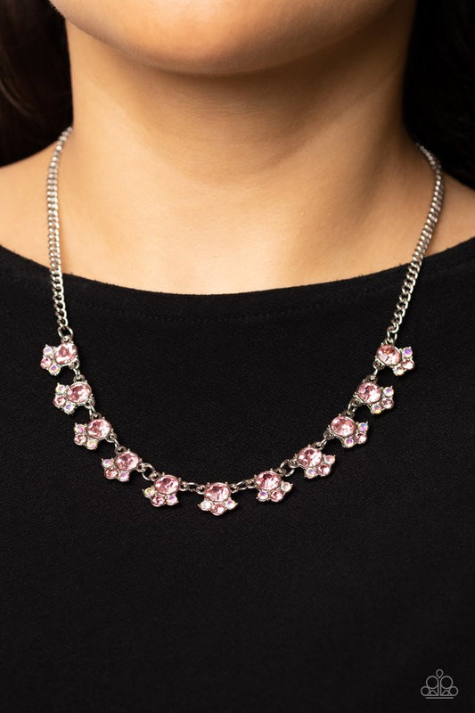 Tabloid Treasure - Pink - Paparazzi Necklace Image