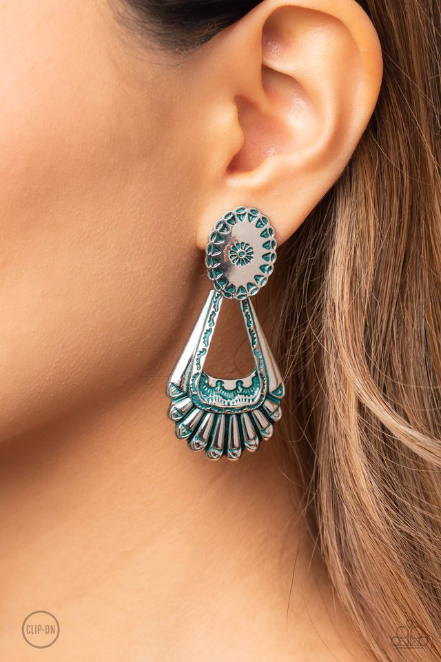 Paparazzi Earring Casablanca Chandeliers Blue Paparazzi Jewelry