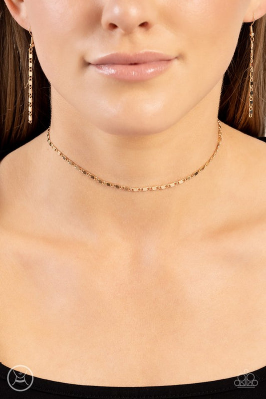 Minimalist Maiden - Gold - Paparazzi Necklace Image