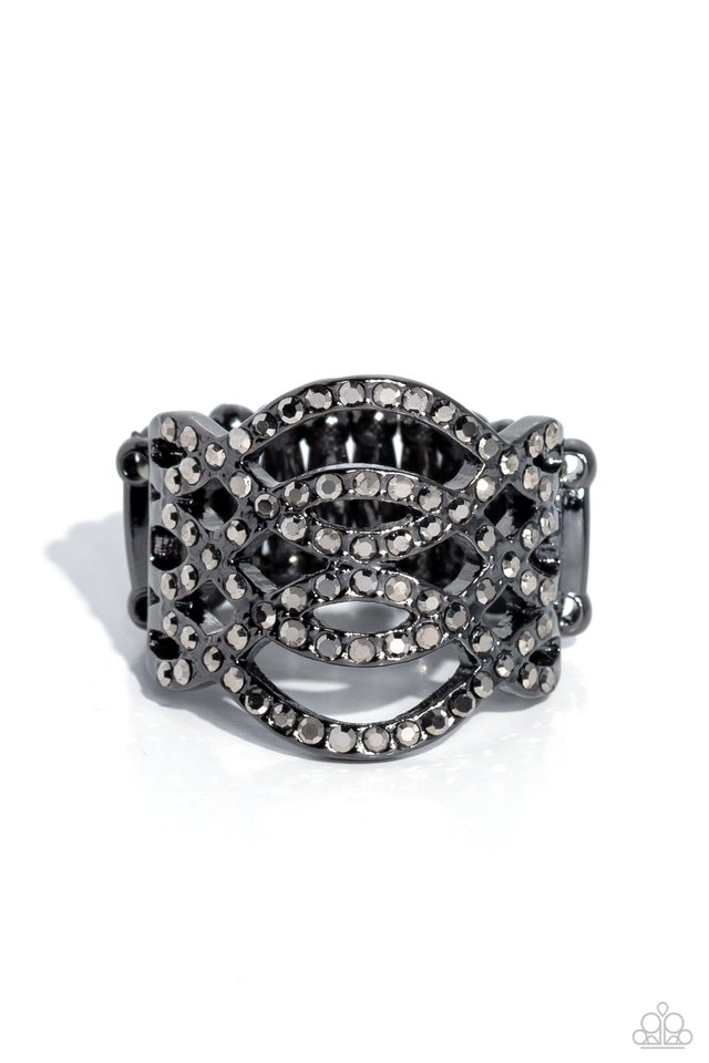 Interlocked Impression - Black - Paparazzi Ring Image