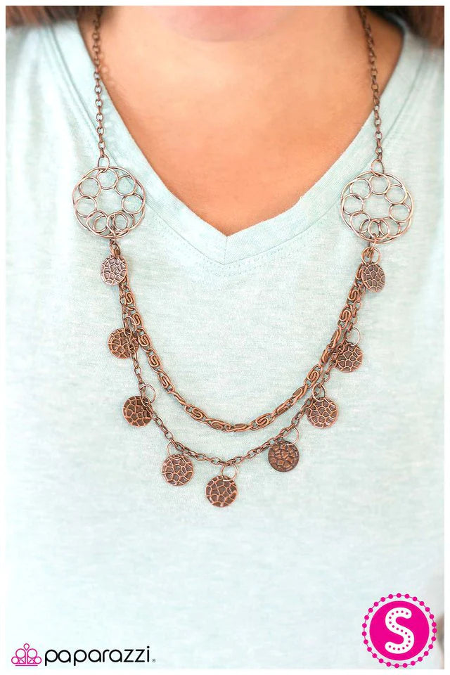 Collar Paparazzi ~ Reina Pirata - Cobre