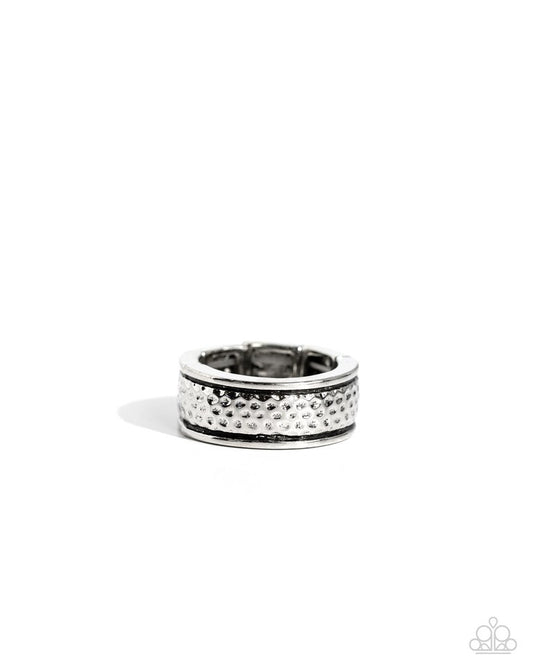 Hammered Houdini - Silver - Paparazzi Ring Image
