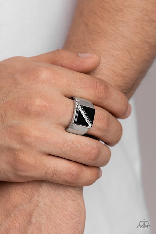 Diagonally Dominant - Black - Paparazzi Ring Image
