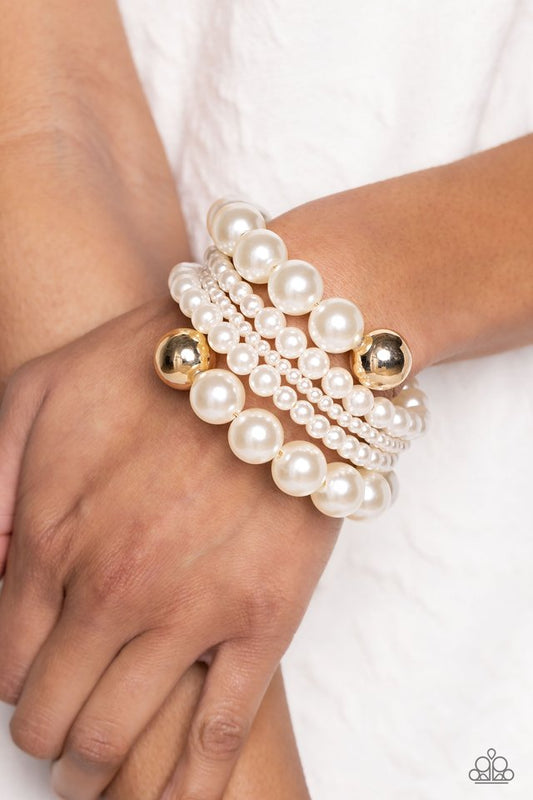 Pleasing Pirouette - Gold - Paparazzi Bracelet Image