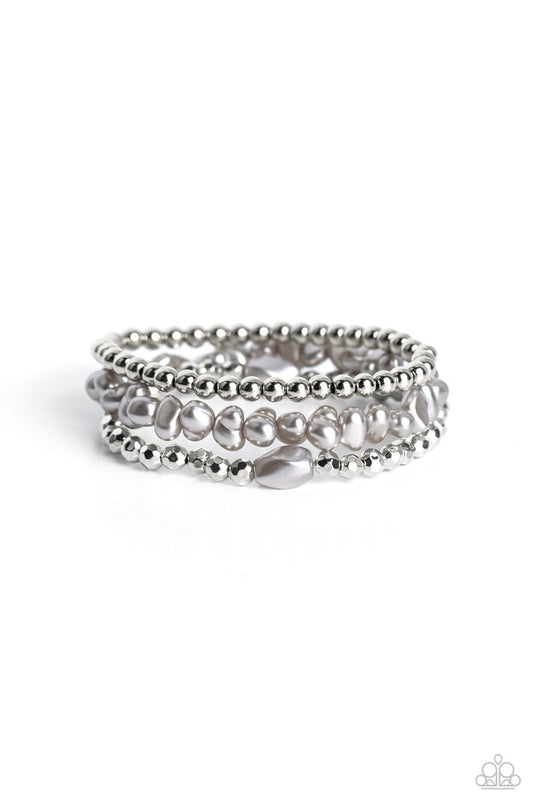 Effulgent Exchange - Silver - Paparazzi Bracelet Image