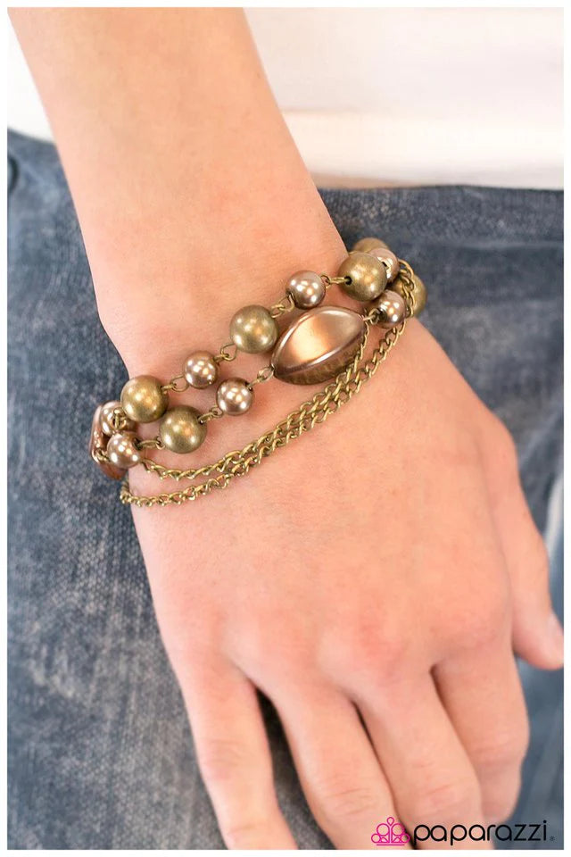 Paparazzi Bracelet ~ Jersey Girl - Brass