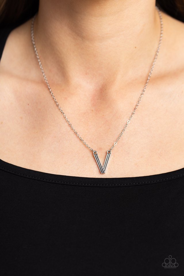 Paparazzi Necklace ~ Leave Your Initials - Silver - V – Paparazzi