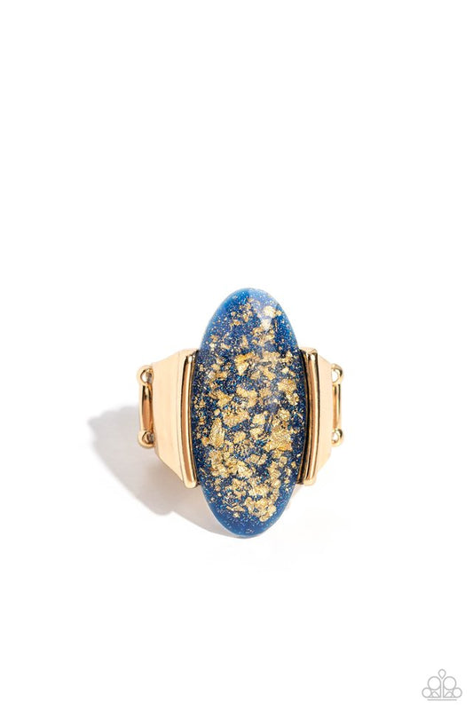 Shimmery Sovereign - Blue - Paparazzi Ring Image