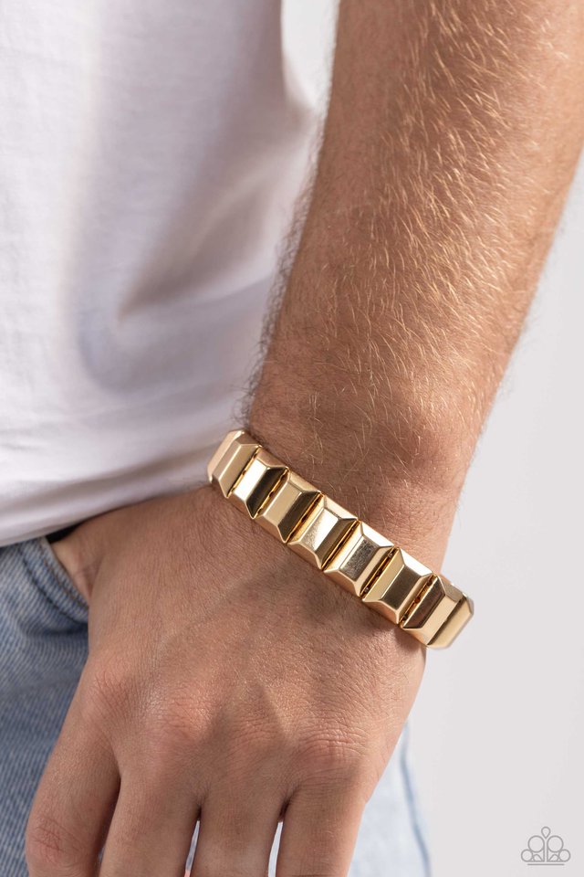 Chunky Champion - Gold - Paparazzi Bracelet Image