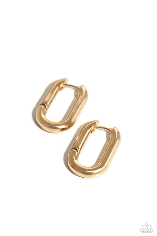 Candidate Curves - Gold - Paparazzi Earring Image