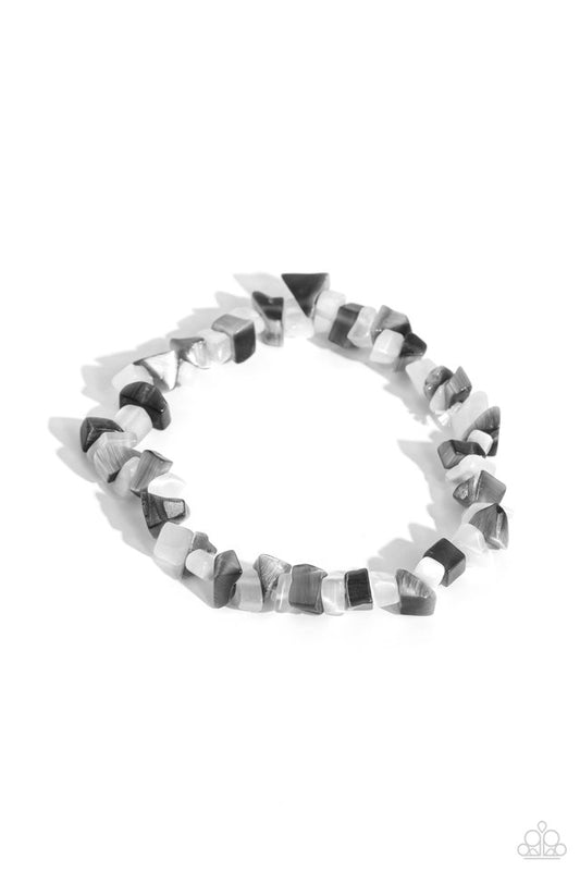 Chiseled Cameo - Silver - Paparazzi Bracelet Image