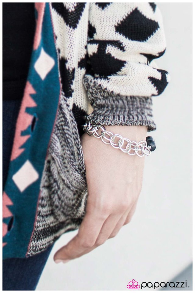 Pulsera Paparazzi ~ Divinely Divine - Azul